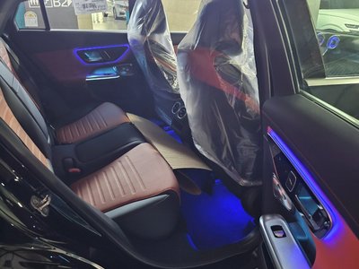 MERCEDES-BENZ GLC - 10