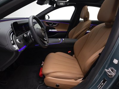 MERCEDES-BENZ E-CLASS - 10