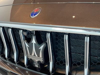صورة 7 لـ 2021 Maserati QUATTROPORTE
