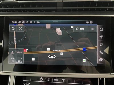 صورة 8 لـ 2021 AUDI Q8