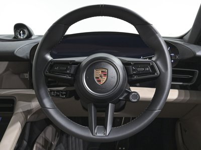2025 Porsche TAYCAN thumbnail 26
