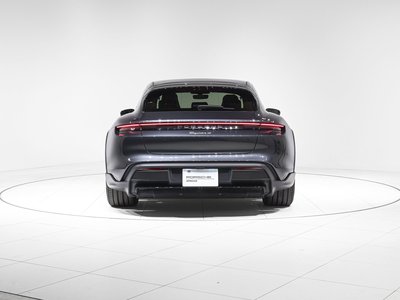 2025 Porsche TAYCAN photo 7