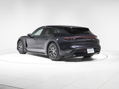 2025 Porsche TAYCAN photo 8