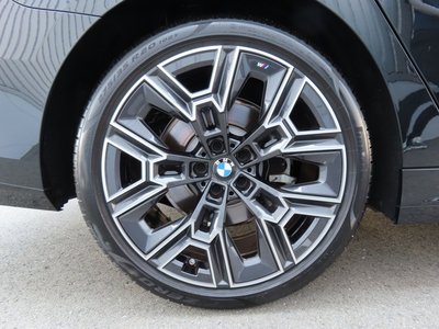 صورة مصغرة 59 لـ 2025 BMW 5 SERIES