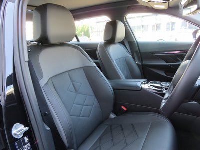 صورة مصغرة 24 لـ 2025 BMW 5 SERIES