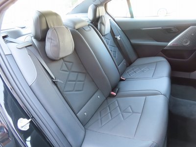 صورة مصغرة 25 لـ 2025 BMW 5 SERIES