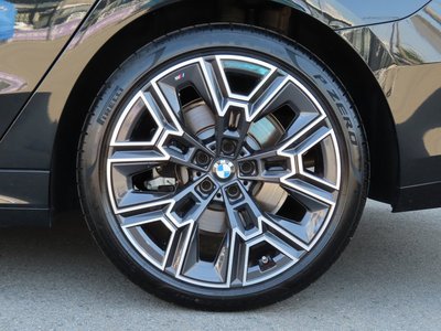 صورة مصغرة 61 لـ 2025 BMW 5 SERIES