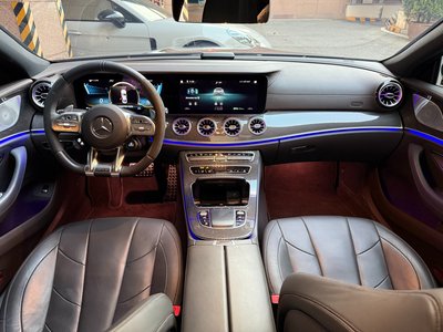 MERCEDES-BENZ CLS - 6