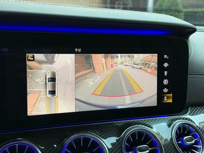 MERCEDES-BENZ CLS - 10