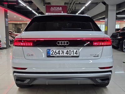 2020 AUDI Q8 photo 4