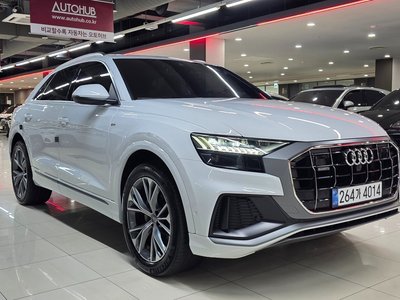 2020 AUDI Q8 photo 3