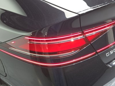 صورة 10 لـ 2022 Genesis G90 (RS4)