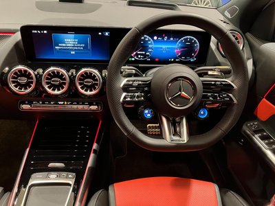 MERCEDES-BENZ GLA AMG - 8