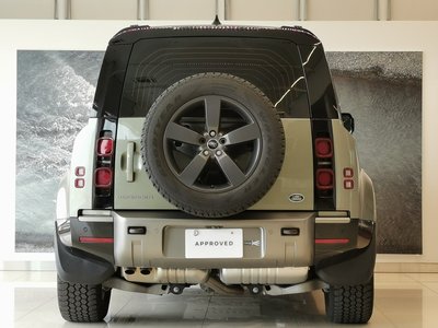 2023 LAND Rover DEFENDER thumbnail 32