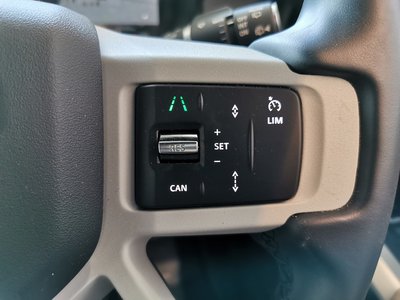 2023 LAND Rover DEFENDER thumbnail 16