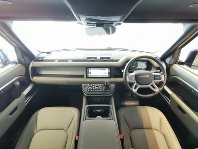 2023 LAND Rover DEFENDER thumbnail 21