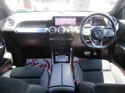 2023 Mercedes-BENZ GLB — миниатюра 23