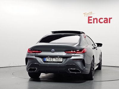 2022 BMW 8 SERIES — фото 3