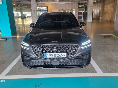صورة 1 لـ 2024 Genesis GV70