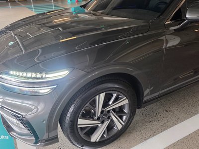 صورة 5 لـ 2024 Genesis GV70