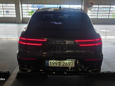 صورة 8 لـ 2024 Genesis GV70