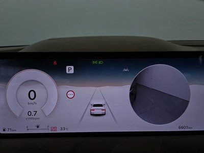 2025 Genesis G80 (RG3) thumbnail 11