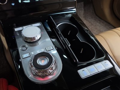 2025 Genesis G80 (RG3) thumbnail 12
