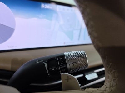 2025 Genesis G80 (RG3) thumbnail 28