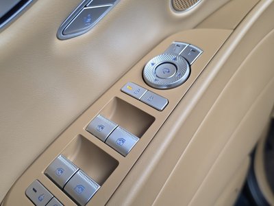 2025 Genesis G80 (RG3) thumbnail 29