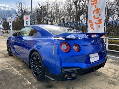 NISSAN GT-R - 7