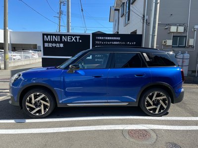 MINI MINI COUNTRYMAN - 4