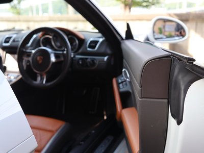 صورة مصغرة 33 لـ 2013 Porsche CAYMAN