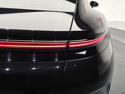 PORSCHE PANAMERA - 10