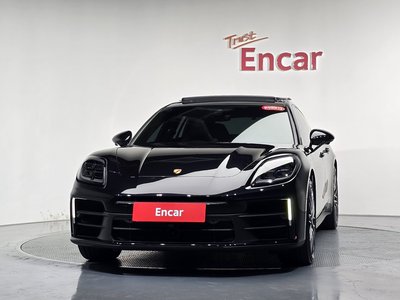 PORSCHE PANAMERA - 3