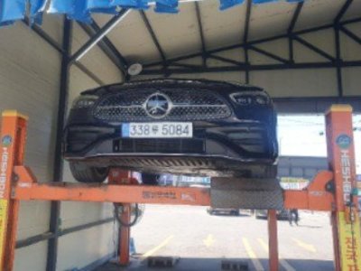 MERCEDES-BENZ C-CLASS - 1