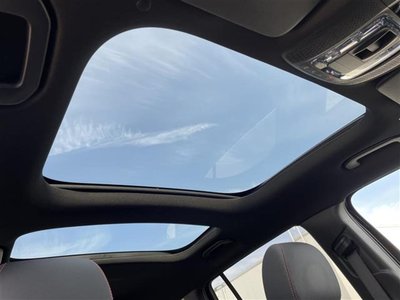 MERCEDES-BENZ GLB - 3