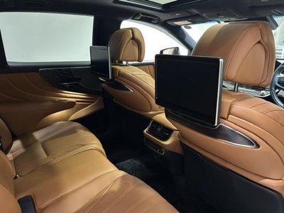 LEXUS LS - 5