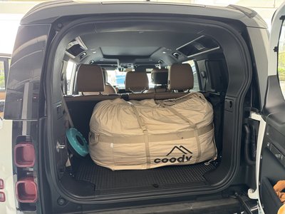 LAND ROVER DEFENDER - 9