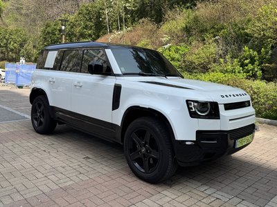 LAND ROVER DEFENDER - 5