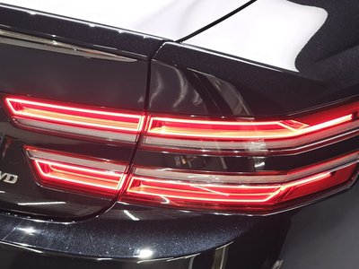 2023 Genesis G80 (RG3) 照片 10