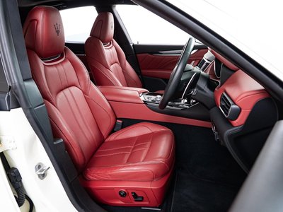 MASERATI LEVANTE - 10