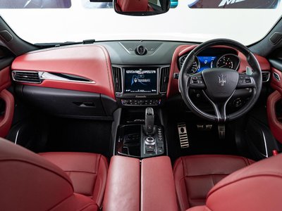 MASERATI LEVANTE - 6