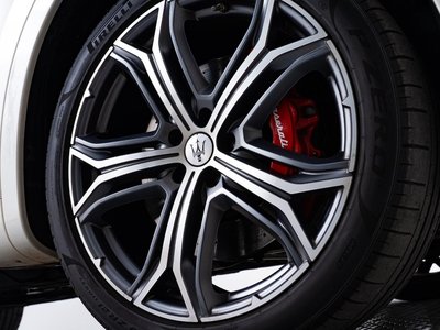 MASERATI LEVANTE - 5