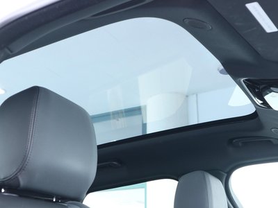2025 LAND Rover RANGE ROVER VELAR — миниатюра 19