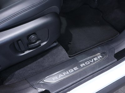 2025 LAND Rover RANGE ROVER VELAR — миниатюра 14