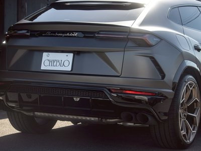LAMBORGHINI URUS - 9