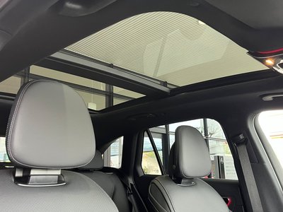 MERCEDES-BENZ GLC - 7