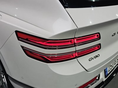 GENESIS GV80 - 10