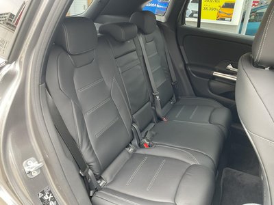 2025 Mercedes-BENZ GLA — миниатюра 18