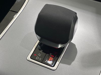 2025 LAND Rover RANGE ROVER EVOQUE — миниатюра 42